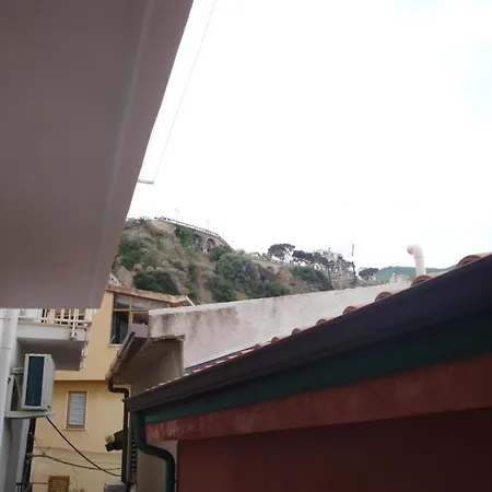 Daire Lungomare Scilla