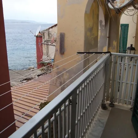 Lungomare * Scilla